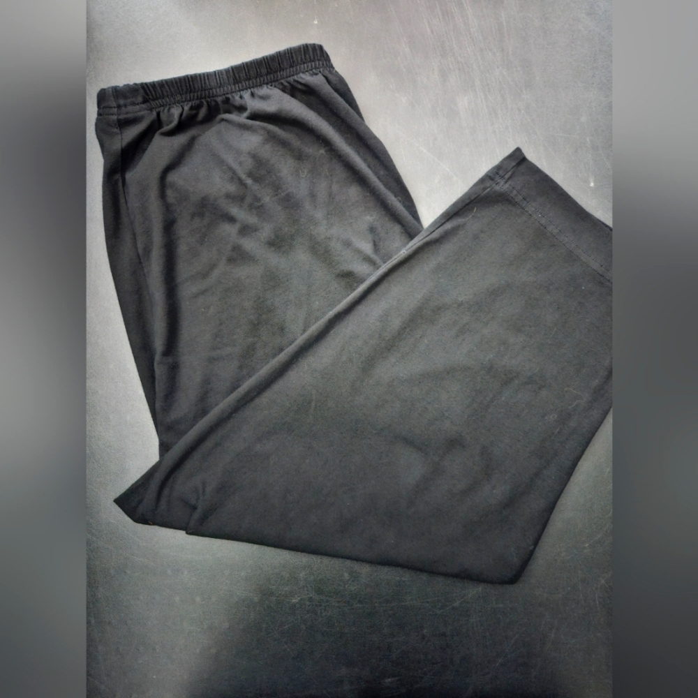 Vintage - Mark & Mazie NWOT Cuddly Cotton Stretch Black Capris - Size 2X